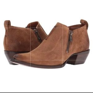 Frye Sacha Moto Shootie Pull-On Boots in Tan Suede Size 7 1/2